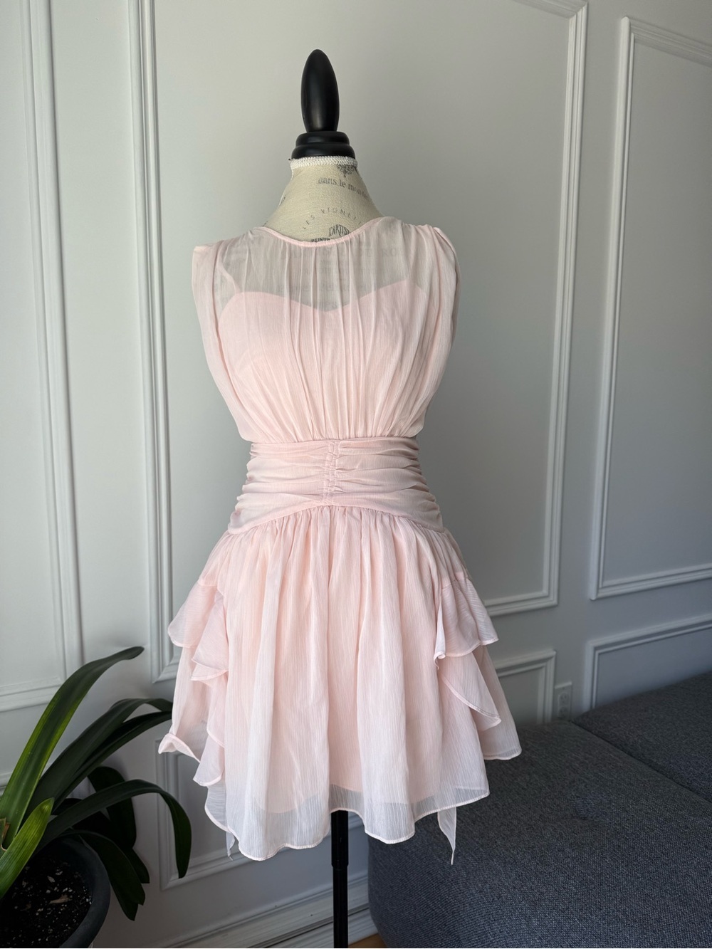 Soft Pink Sleeveless Chiffon Mini Dress